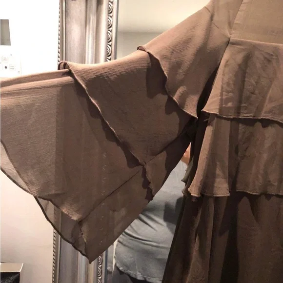 Sold - Picture 6 of 8